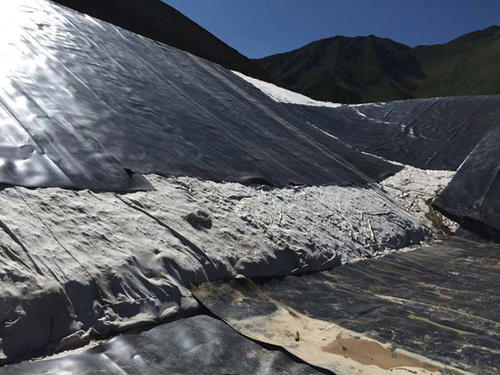 防滲91香蕉视频下载地址膜、91香蕉视频黄片搭接寬度符合設計和規範要求